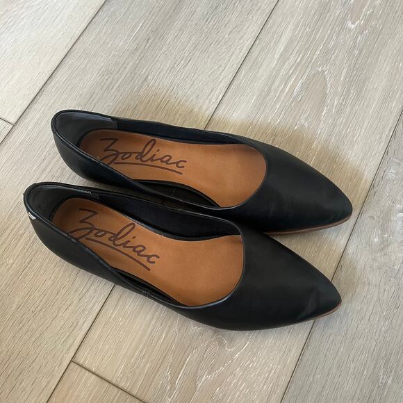 Zodiac 'Hill' Women's 9.5M High Quality Pointed Toe Black Leather Flat Ballet - Picture 7 of 7